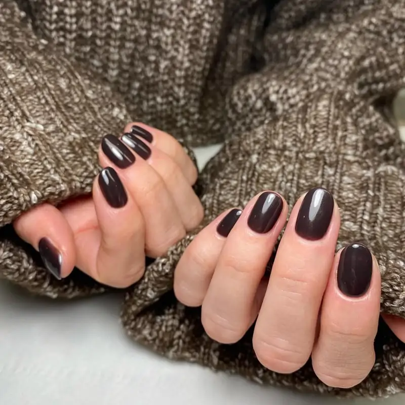uñas chocolate