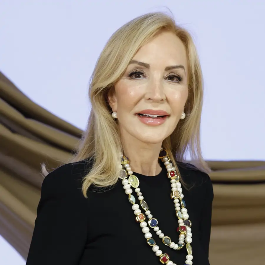 Carmen Lomana: "Esta ensalada es de mis ensaladas favoritas en verano y es fresca, deliciosa y le podéis echar un chorrito de aceite o de vinagre balsámico"