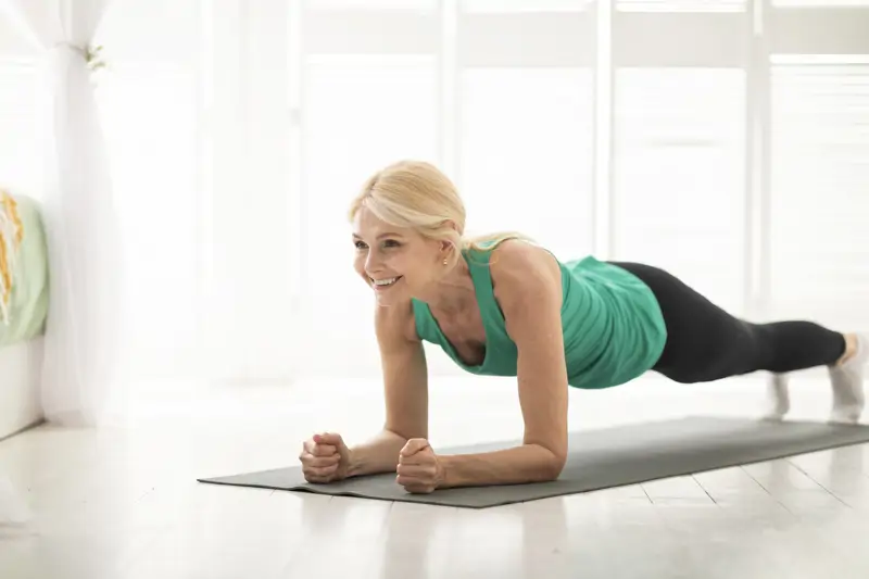 bajar barriga menopausia ejercicios fuerza