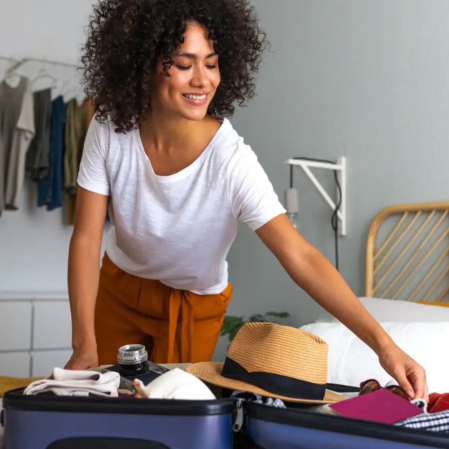 Maite Pérez, experta en Feng Shui: "Colocar la ropa y objetos en su lugar cuando volvemos de vacaciones ayuda a mantener el orden físico y mental"