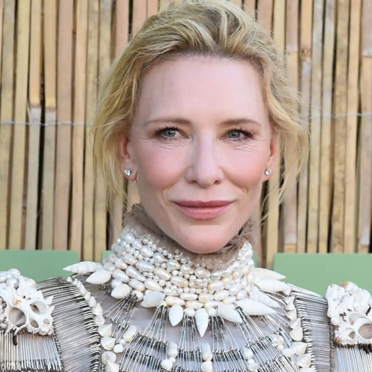adjunta cate blanchett