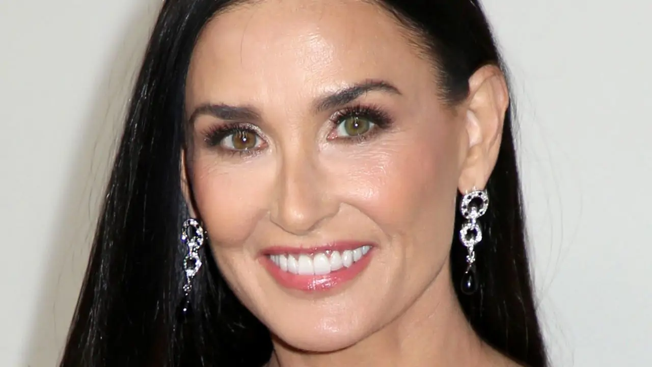 Demi Moore, sobre su dieta para estar joven y delgada a los 62 años: “En el desayuno, media taza de avena con agua"