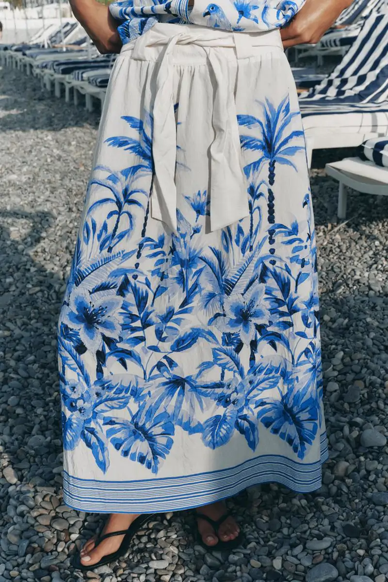 Falda midi estampado tropical