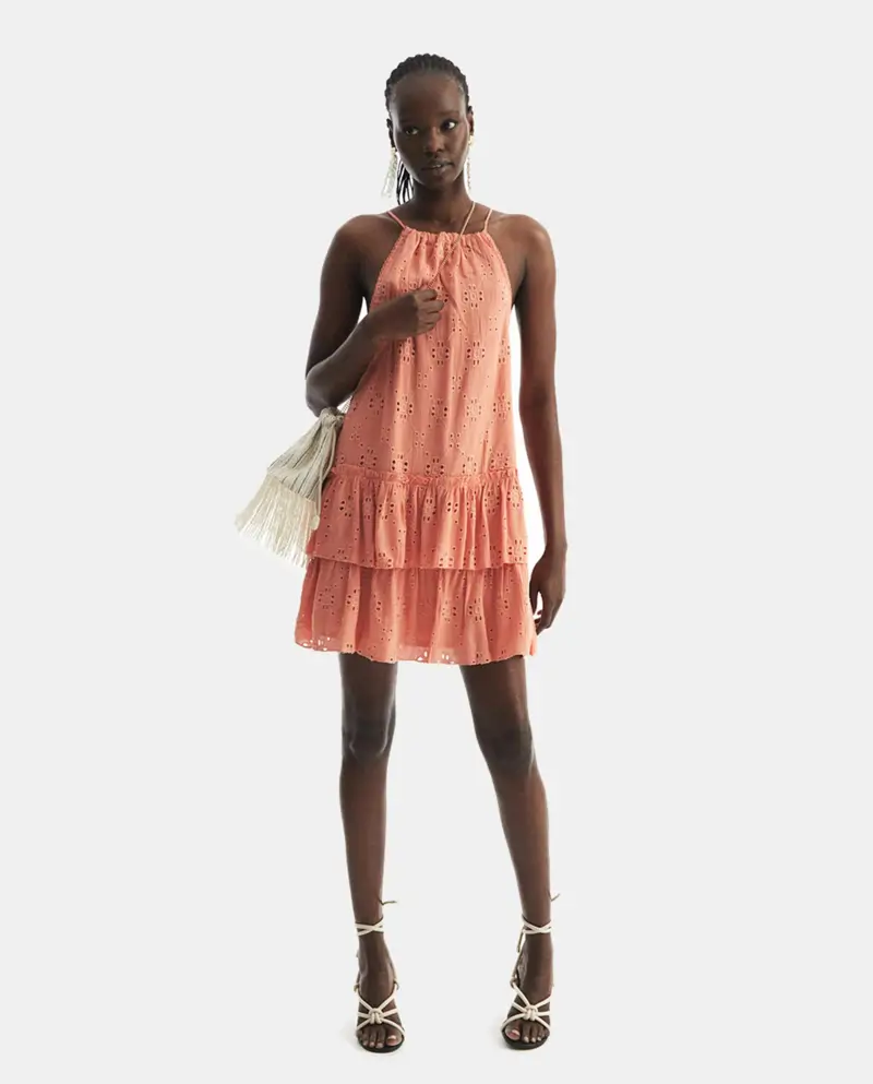 Vestido troquelado