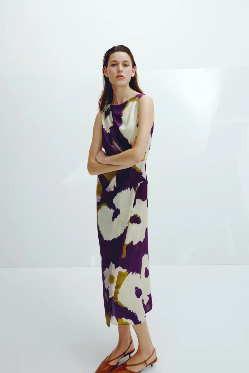 vestido midi satinado estampado zara