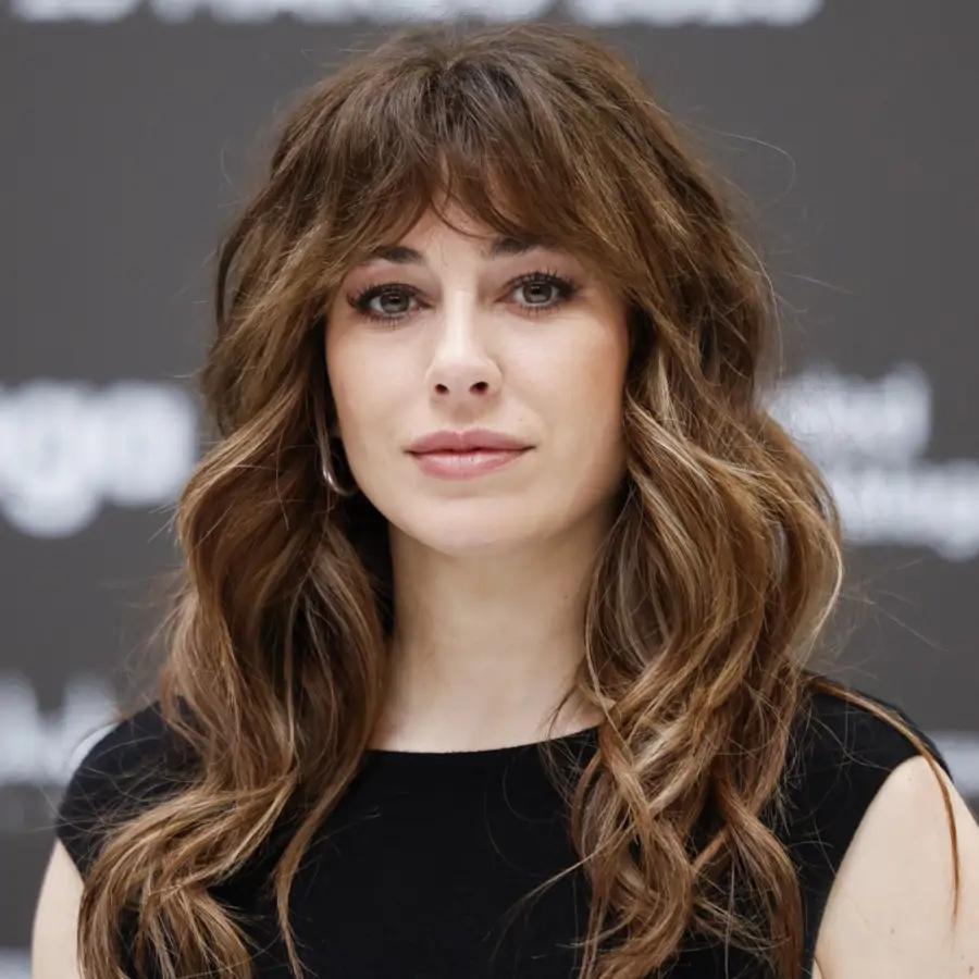 10 cortes de pelo con flequillo rejuvenecedores y que derrochan elegancia en 2025 