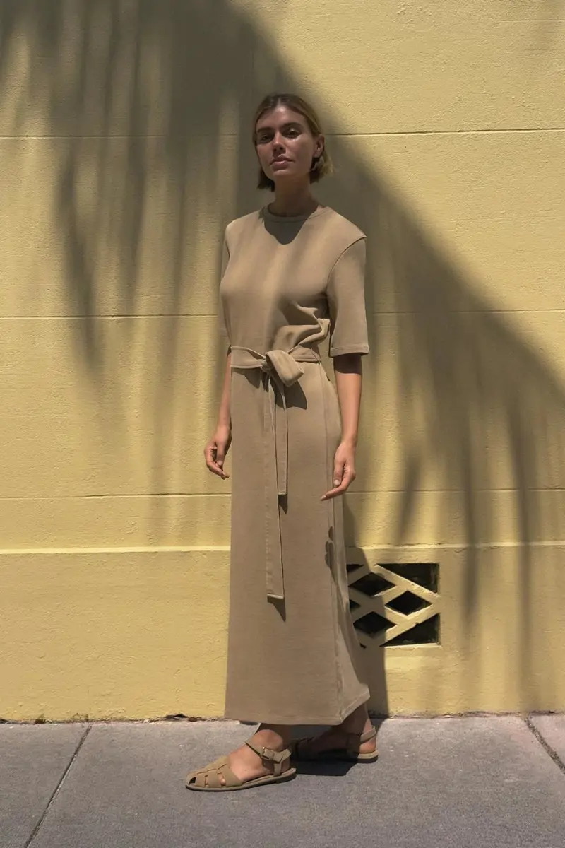 Vestido interlock lavado con cinturón