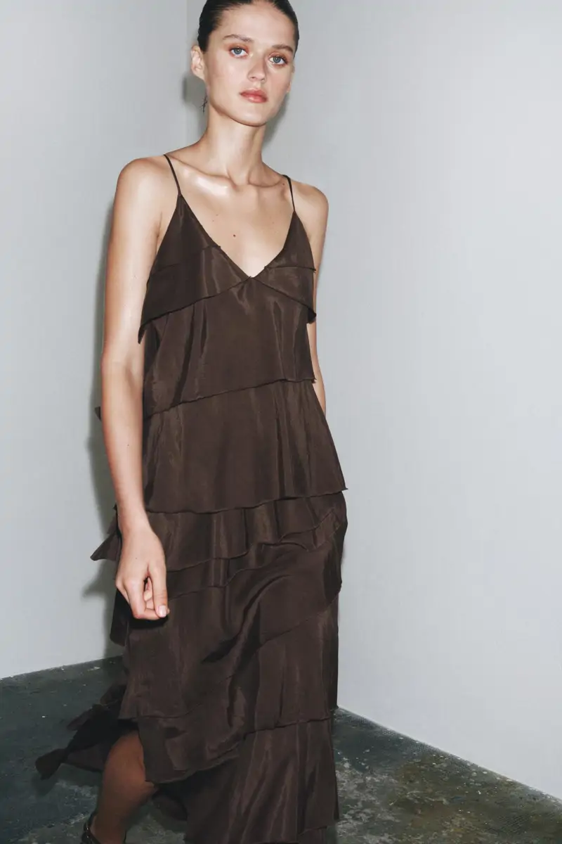Vestido volantes