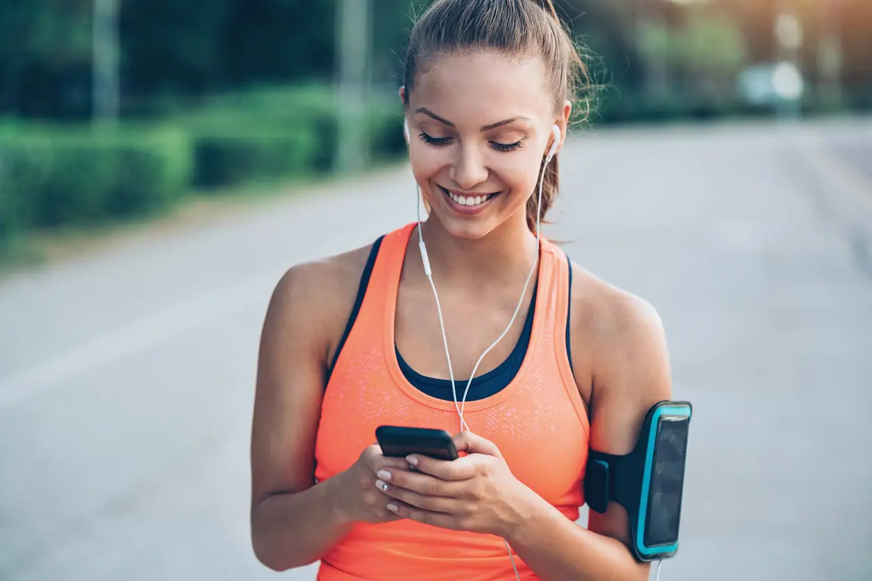 chica fitness movil pasos