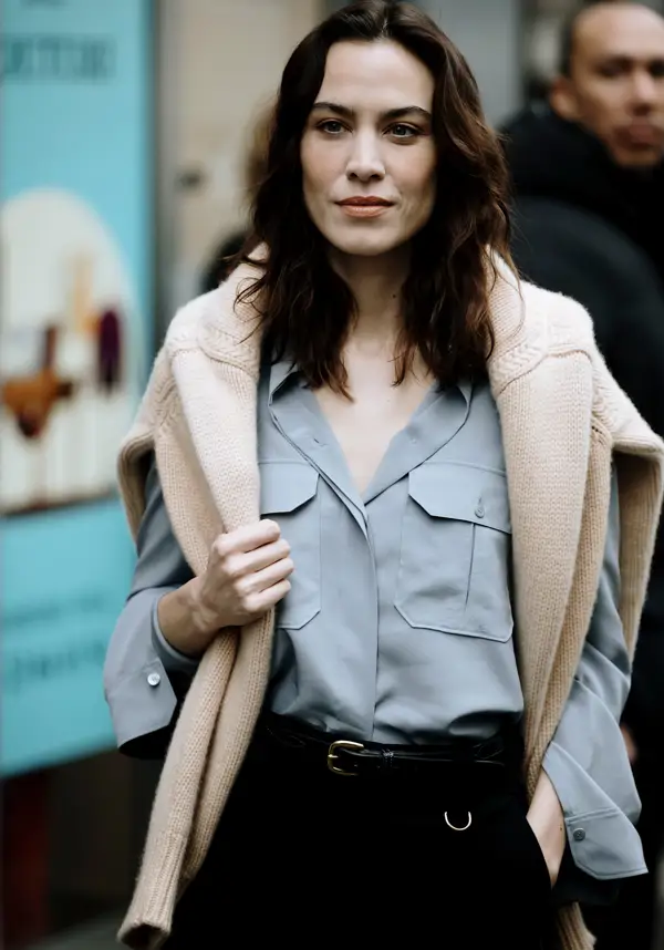 Cómo mezclar ropa vintage con básicos y lograr los mejores looks (sin parecer disfrazada)
