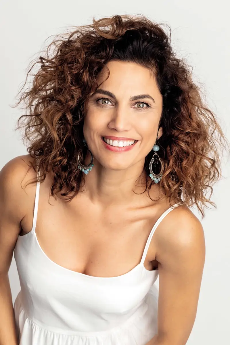 corte pelo a capas famosas Toni Acosta