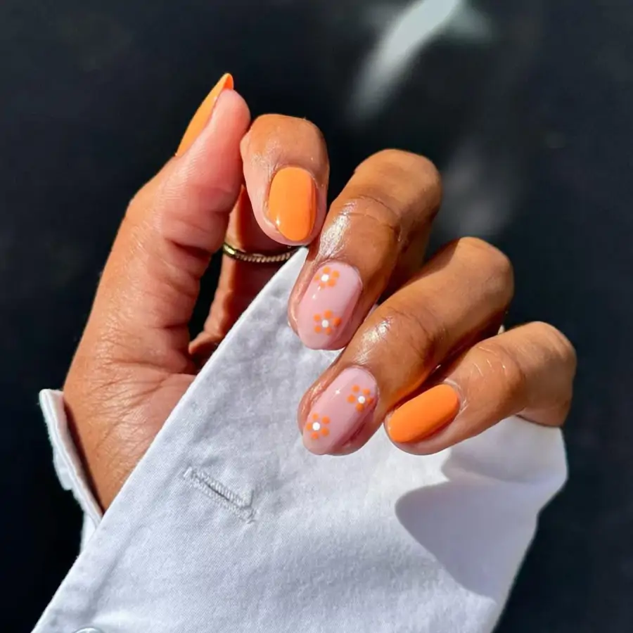 Diseños uñas naranjas elegantes 