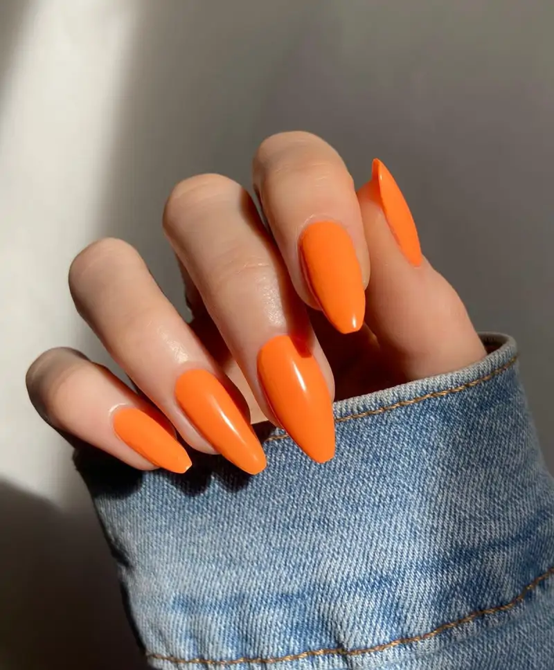 Ideas uñas naranjas elegantes