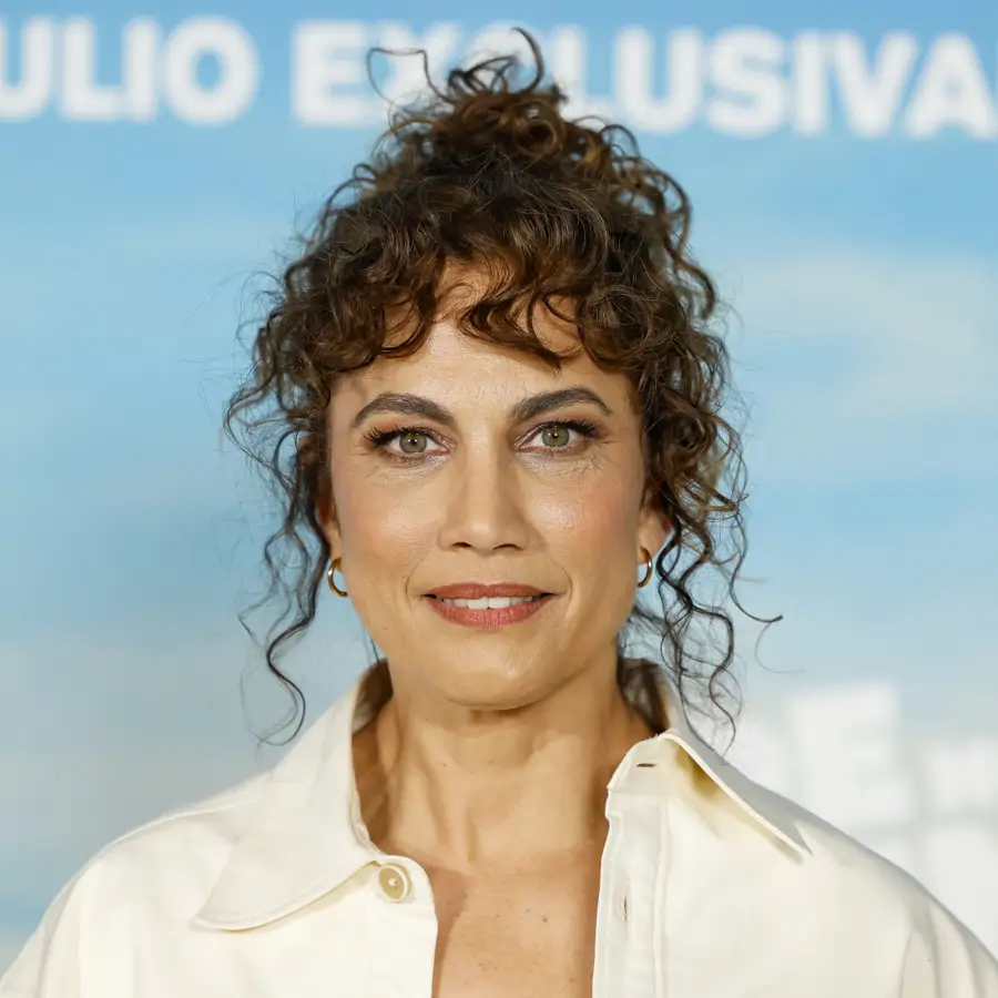 Toni Acosta (53 años): "Lo que yo he descubierto con mi pelo rizado que me ha salvado la vida es refrescar. Lo que hacía antes era lavar cada vez que el rizo estaba mal”