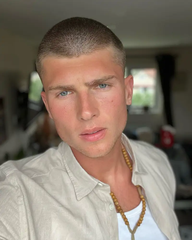 cortes de pelo buzz cut para hombre clásico