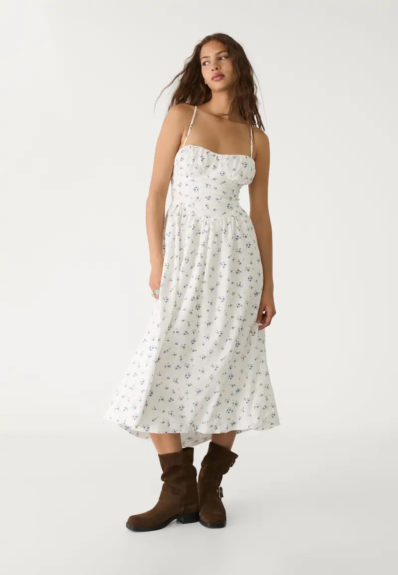 vestido largo estampado stradivarius