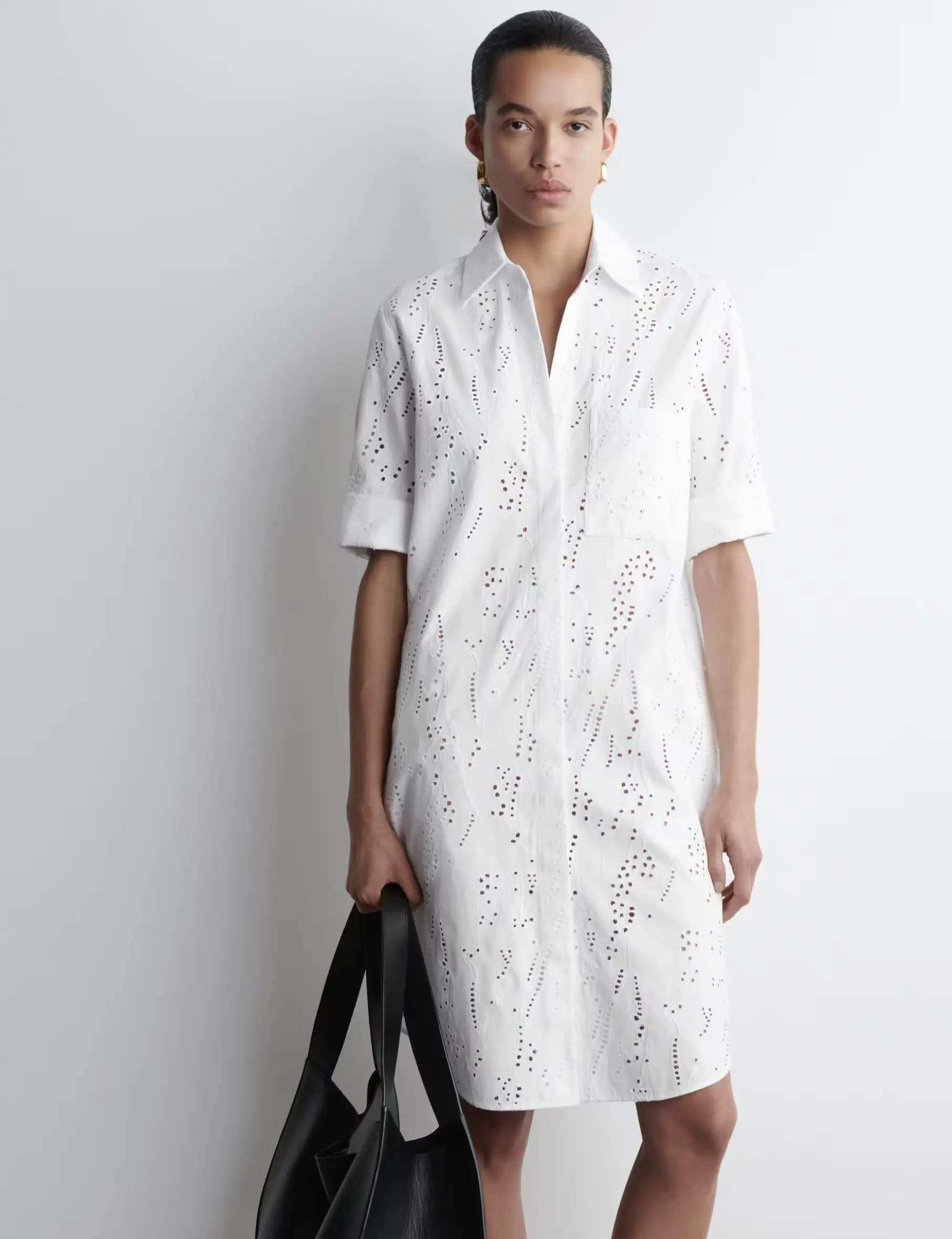 Vestido camisero de bordado inglés