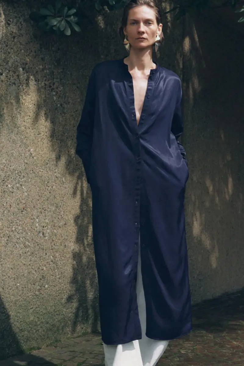 Vestido oscuro