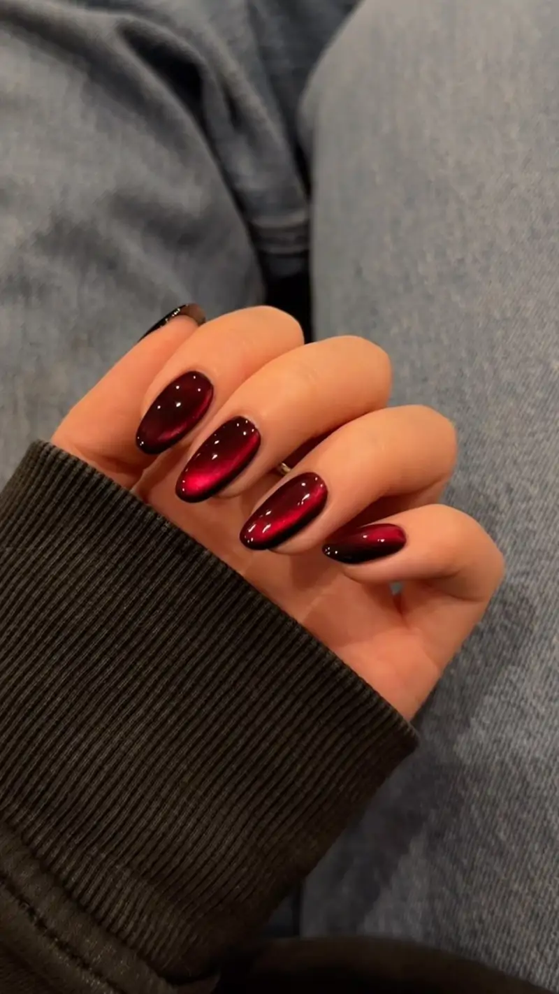 Las expertas en uñas coinciden: esta Navidad, las uñas más pedidas