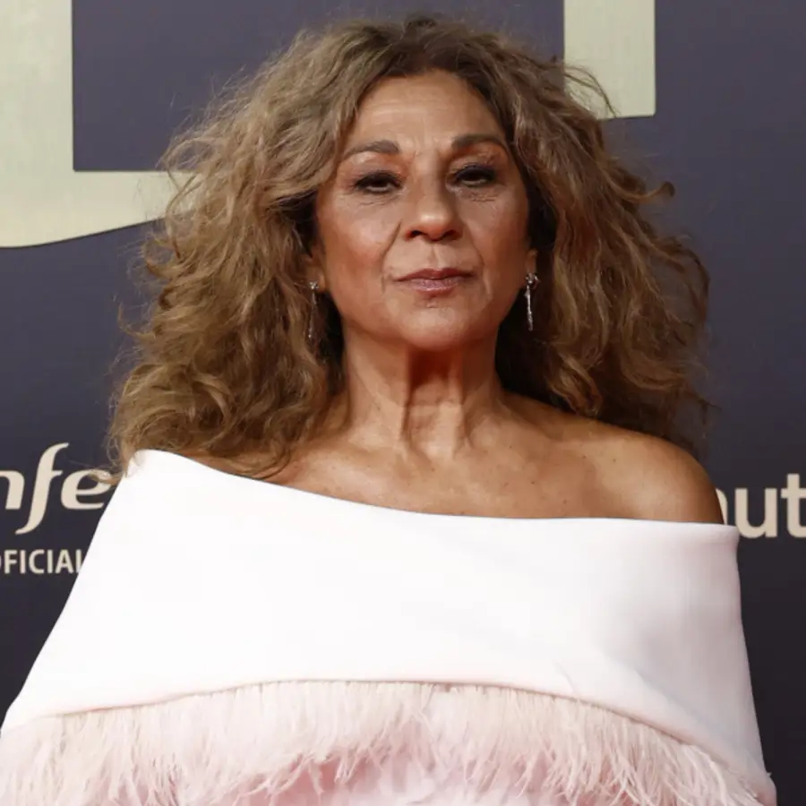Lolita Flores (67 años): “Todos los días por la mañana tomo una tostada