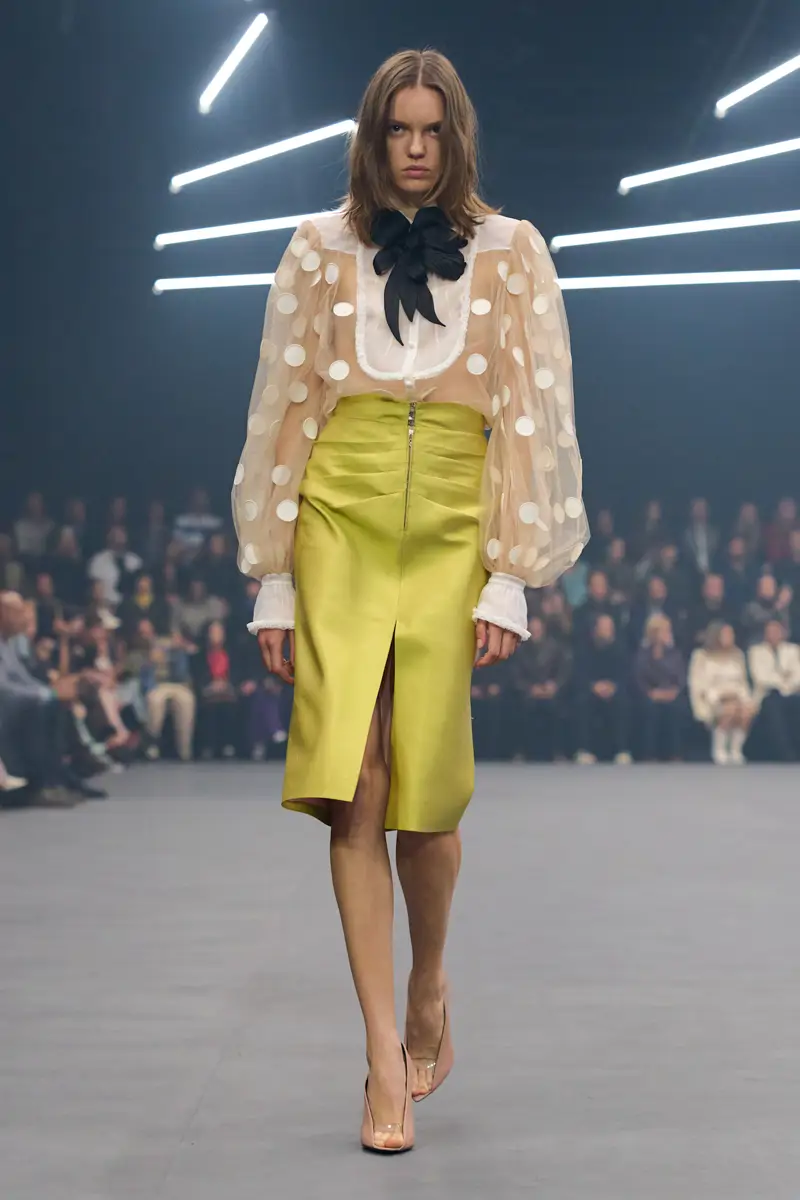 10 colores que serán tendencia en Primavera/Verano 2026 según las pasarelas