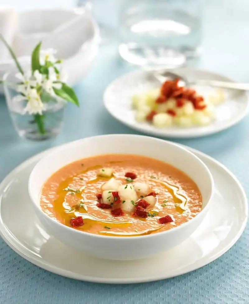 Olvídate del gazpacho clásico: esta versión con fresa es la receta que ...